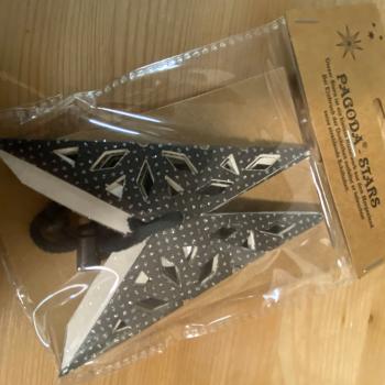 Preview: Origami Mini Schneeflocke  schwarz mit Silberpunkten - 20 cm - Kopie