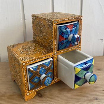 DEKO Minischränkchen handbemalt- 3 bunte Keramikschubladen für Gewürze/Schmuck-Ausrichtung links