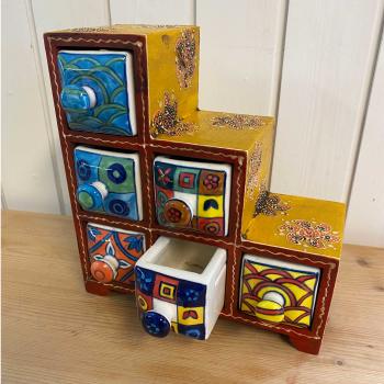 Preview: Cabinet Treppe bemalt 6 Schubladen rechts 21x12x23 cm